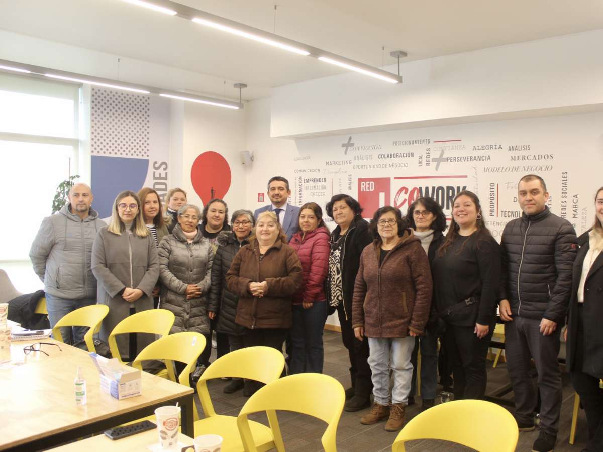 14 emprendedores apoyados por FOSIS conocieron las obligaciones tributarias para Pymes en Inacap Chillán