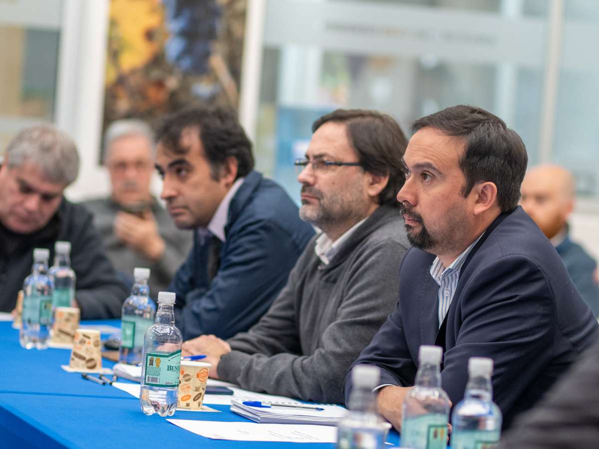 Gobernador Crisóstomo compromete su apoyo a proyectos destinados a mejorar la transmisión eléctrica en Ñuble