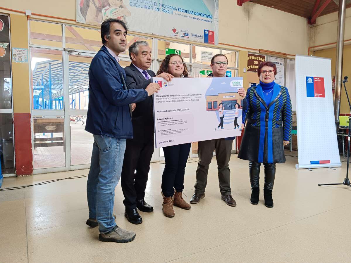 Comenzaron a ejecutarse los trabajos para el mejoramiento de la envolvente térmica de la Escuela El Llano de Quirihue