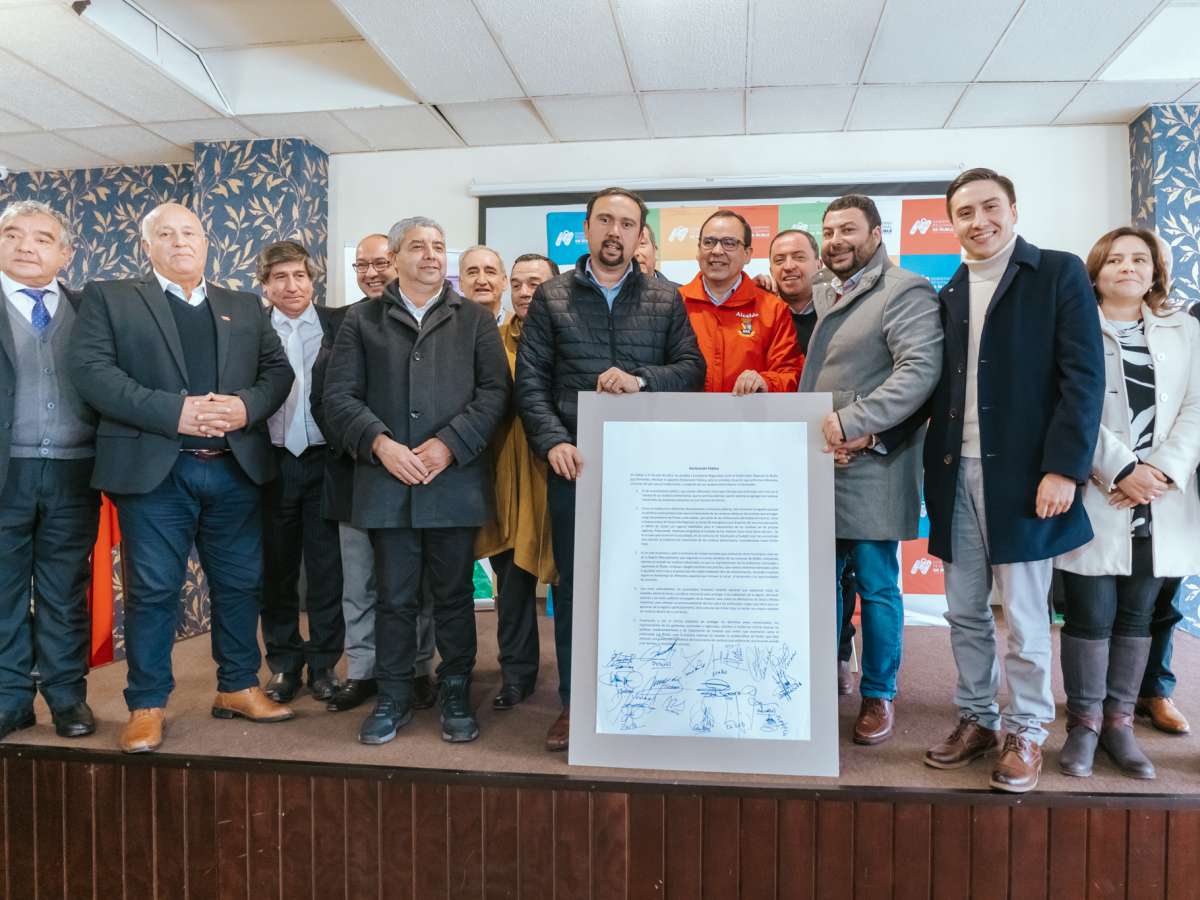 Autoridades de Ñuble firman declaración pública de rechazo frente a eventual recepción de residuos industriales