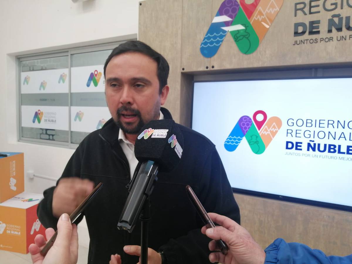 Gobernador provincial de Ñuble se refirió esta mañana a la movilización que llevan a cabo este martes los funcionarios públicos