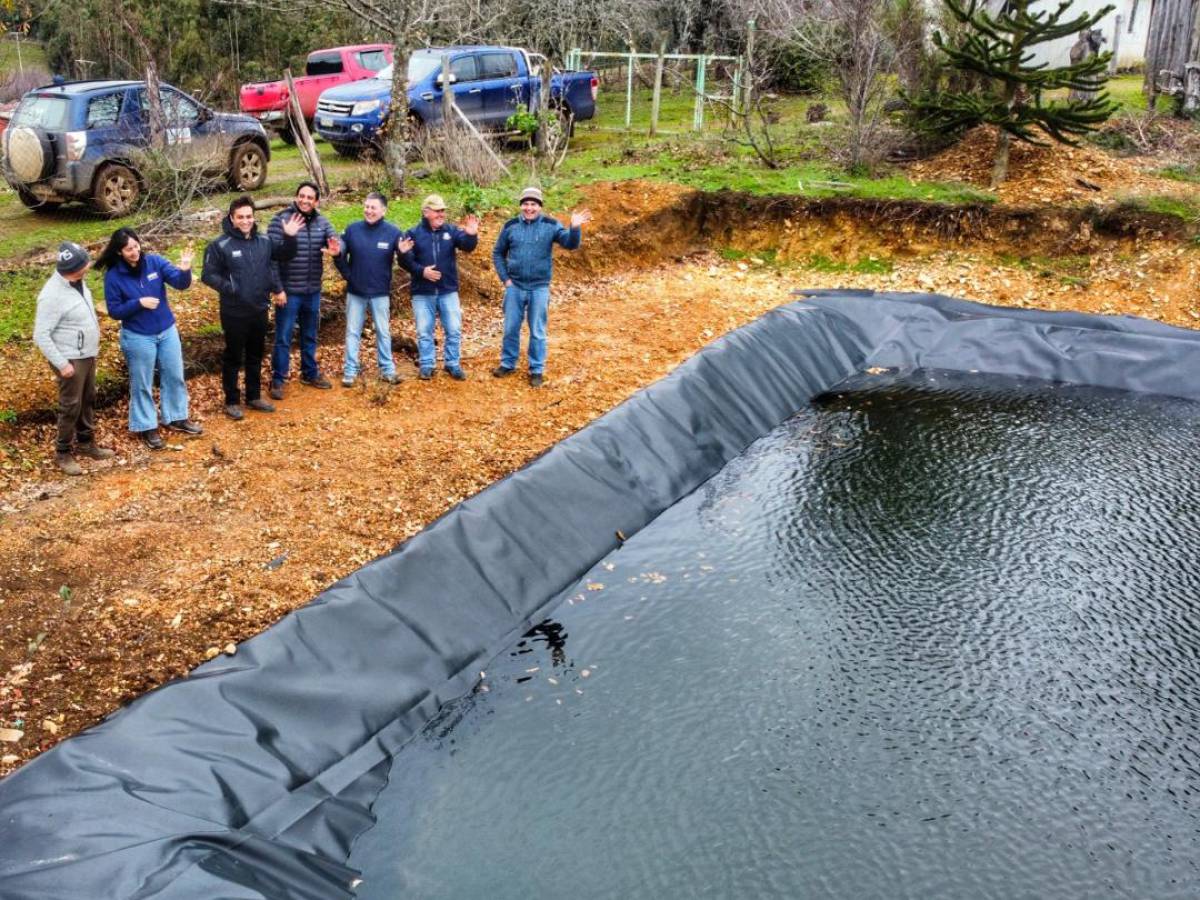 Acumuladores de agua con apoyo INDAP se proyectan como solución para enfrentar crisis hídrica en el secano