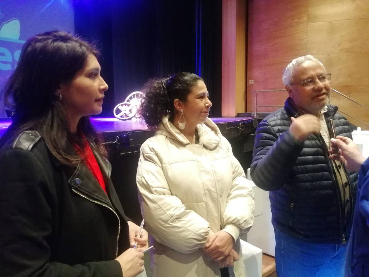 Agricultores de sectores rurales celebraron este jueves el Dia del campesino en el Teatro Municipal de Chillán