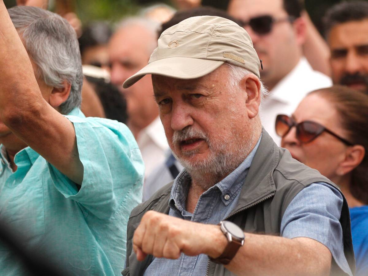 Adiós a Guillermo Teillier: Figura Emblemática del PC y Resistente Contra la Dictadura