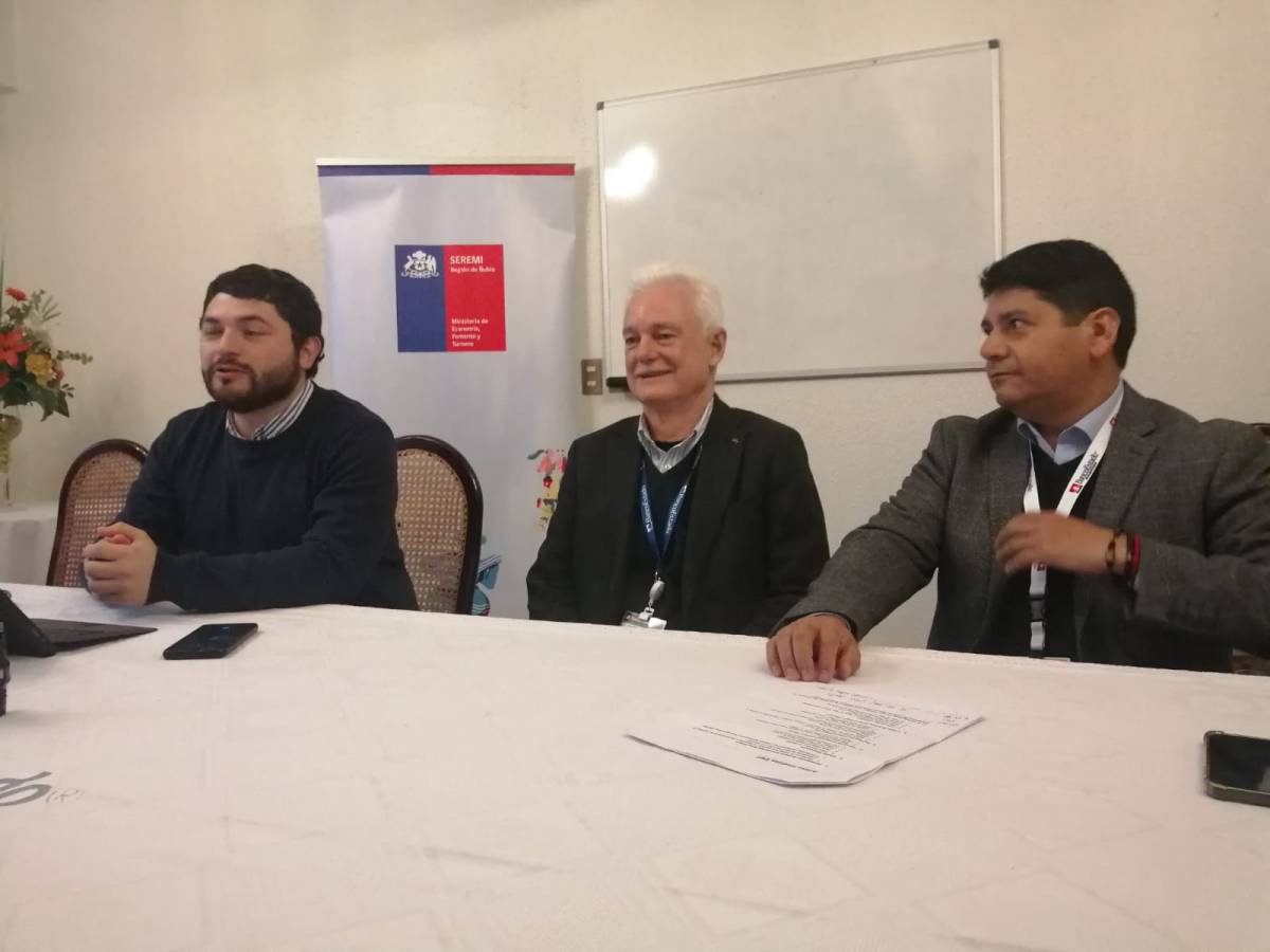 Seremi de Economía junto a ejecutivos de BancoEstado informaron sobre medidas implementadas por el gobierno para apoyar a sectores productivos
