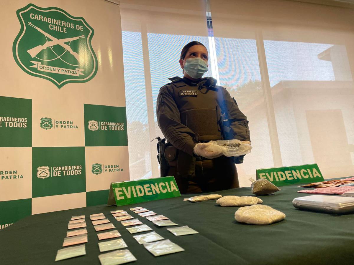 En últimos 2 días Carabineros del OS7 Ñuble detuvo a 11 personas e incautó más de 8.700 dosis de droga