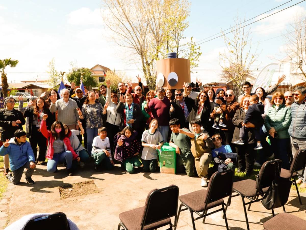 Chillán Viejo instaló diez puntos para disponer pilas en desuso