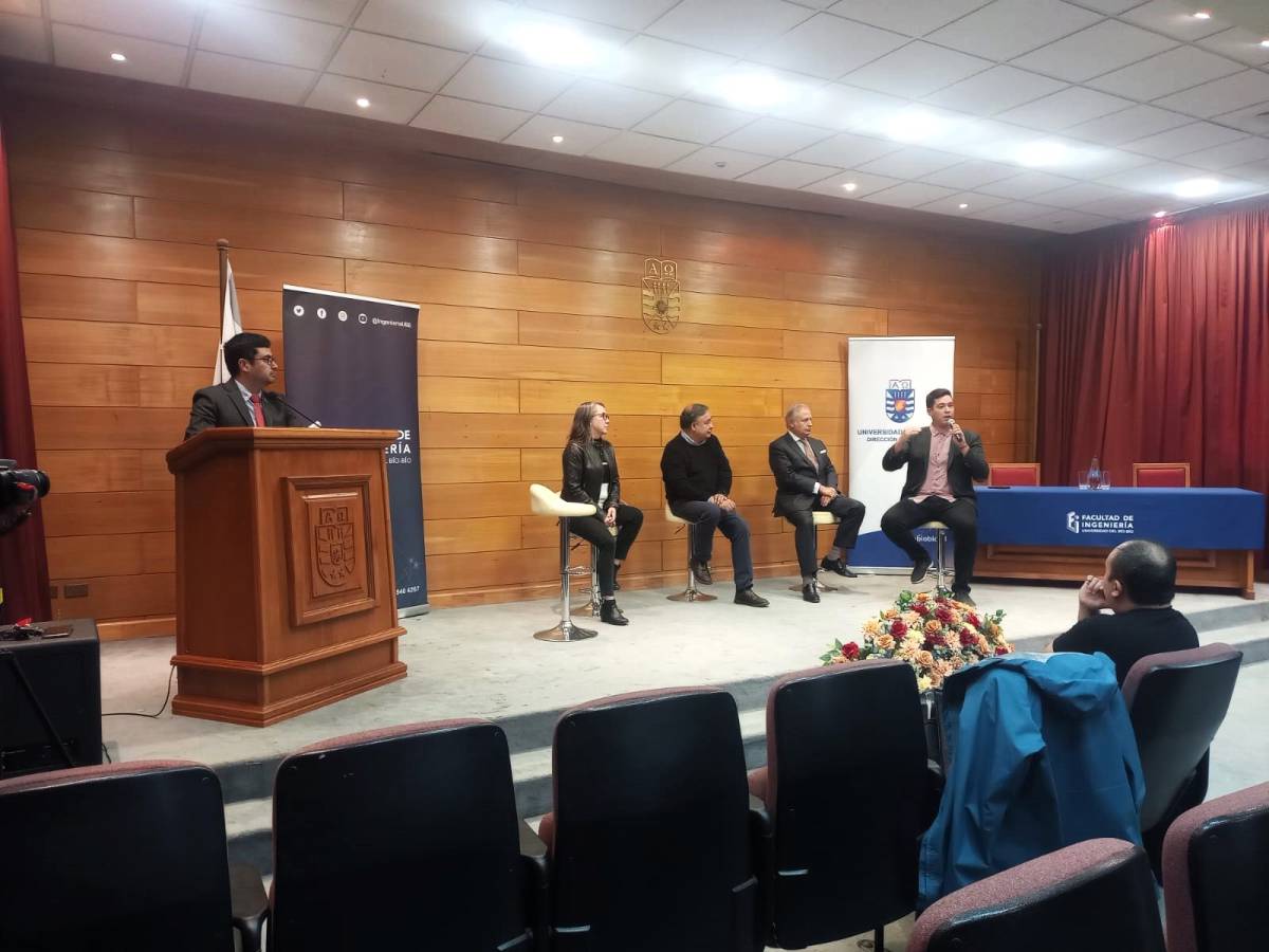 Seminario sobre Inteligencia Artificial instala  este análisis en las seis Facultades de la UBB