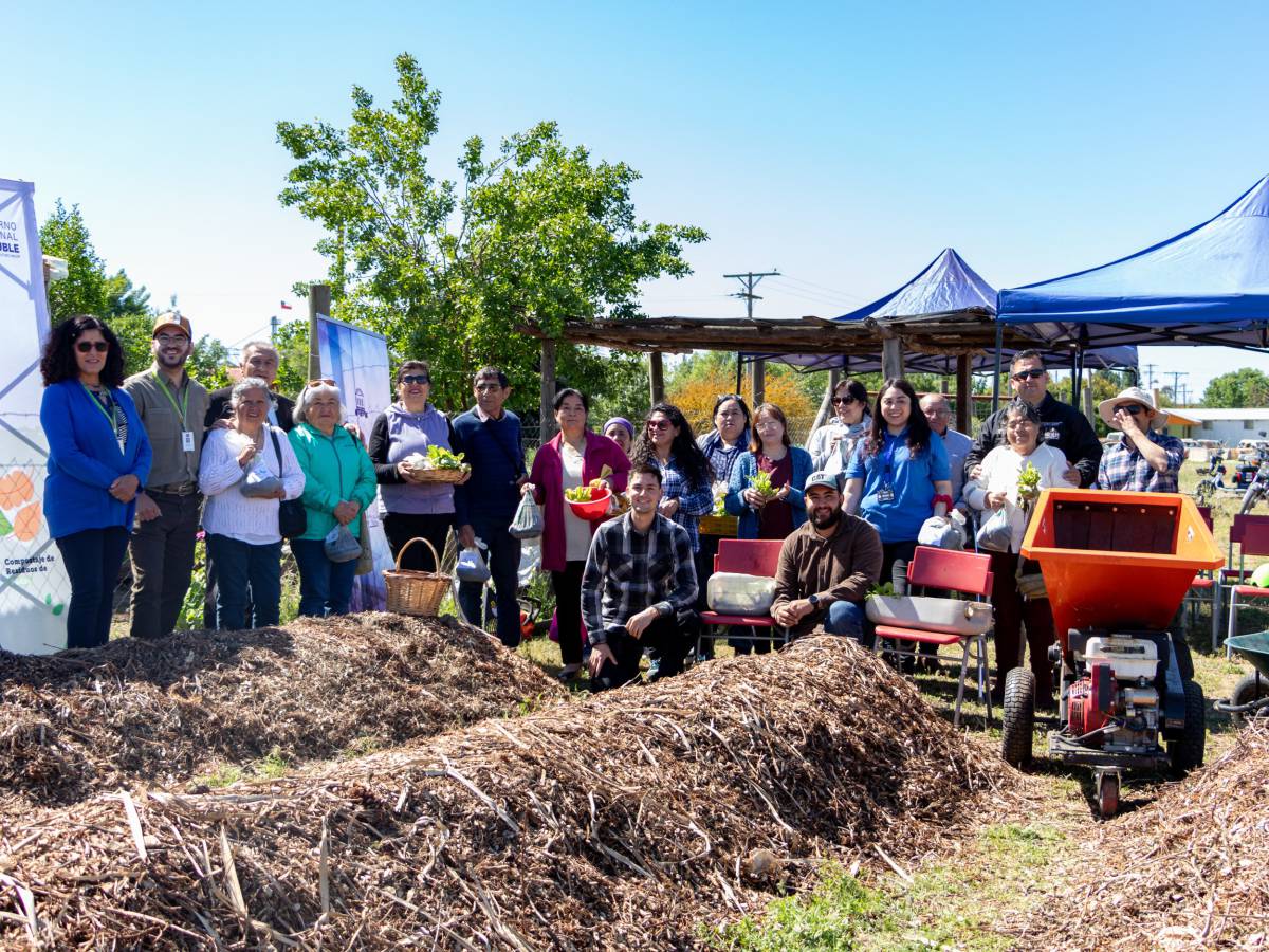 Inauguran pilotos de compostaje en comunas de San Nicolás, Cobquecura y Pemuco