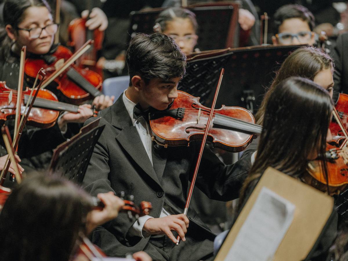 Encuentro zonal de orquestas reúne a estudiantes de seis ciudades en San Carlos