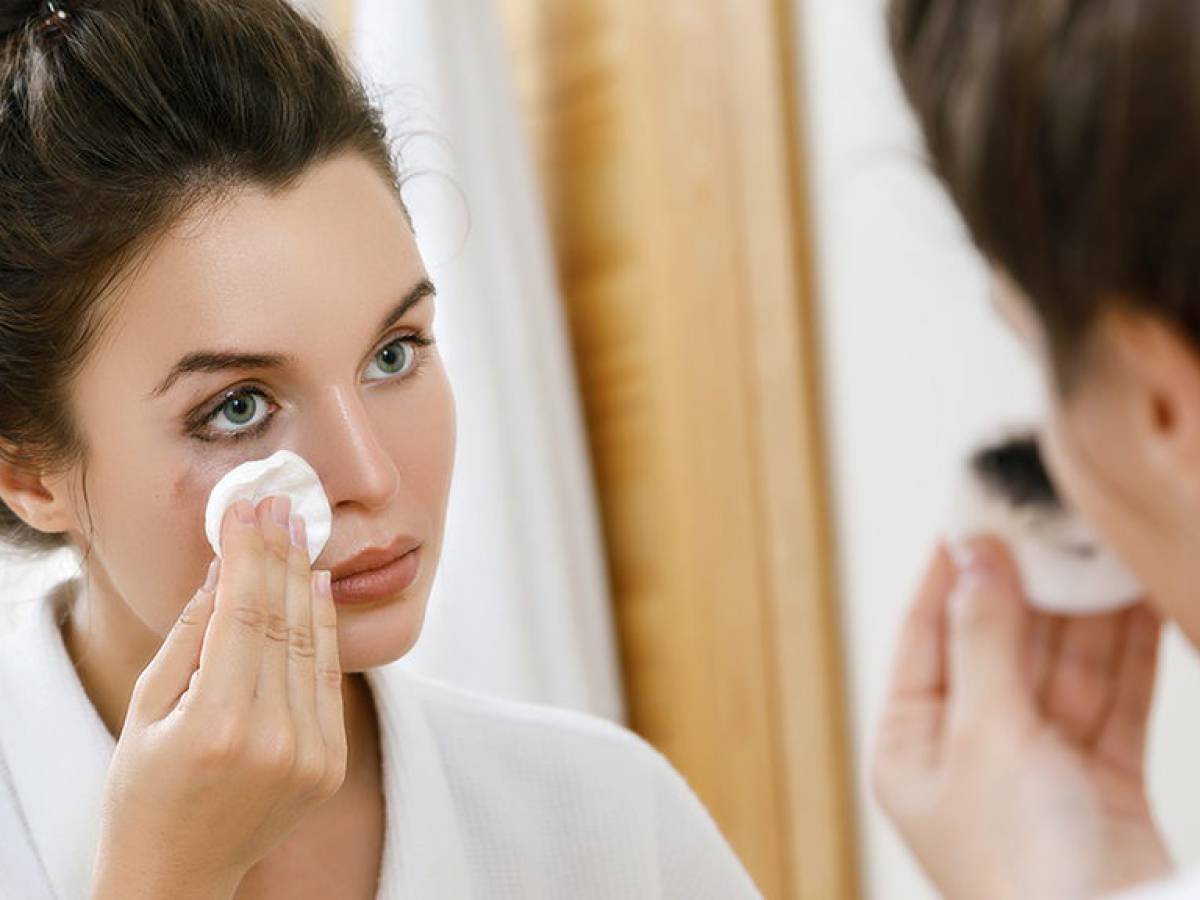  Los 5 beneficios del agua micelar