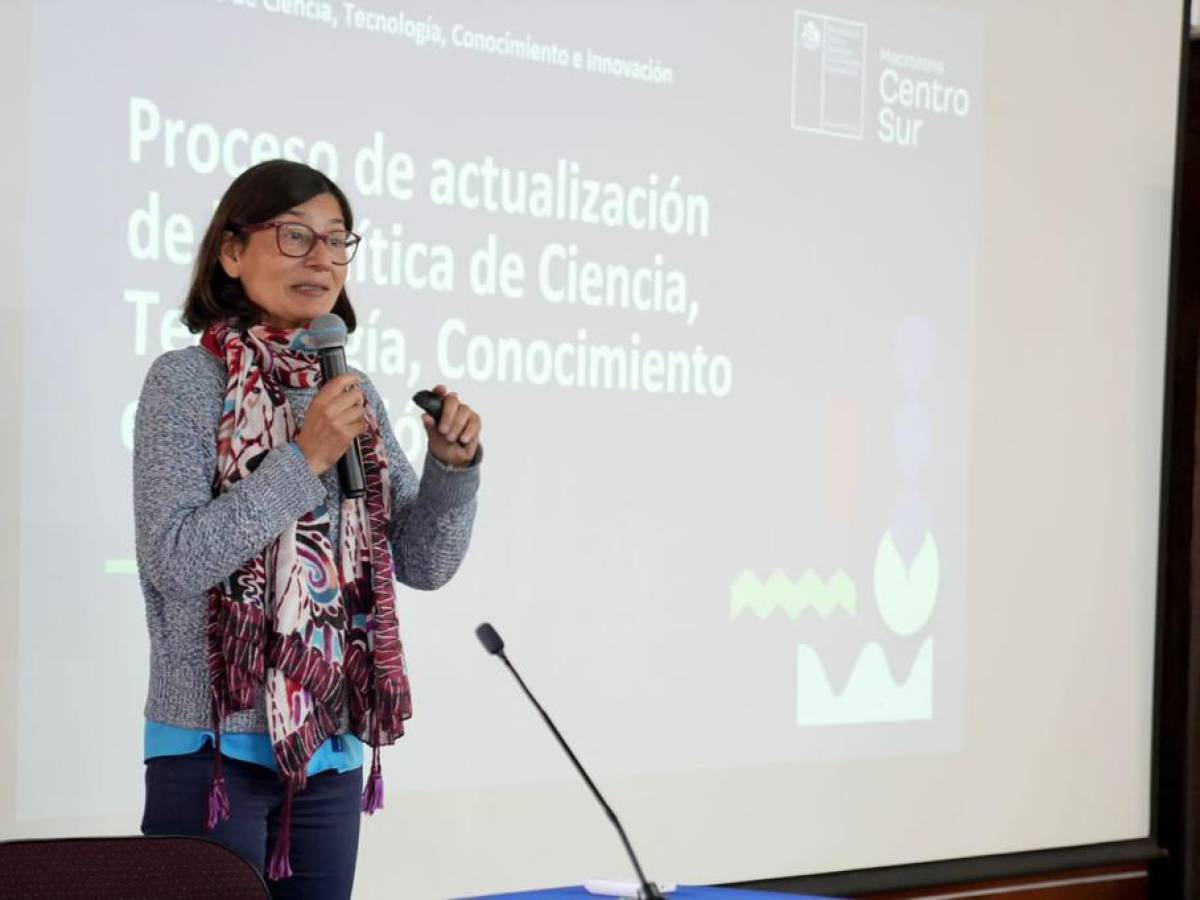 COMISIÓN CONTRA LA DESINFORMACIÓN PRESENTA INFORME CON 72 RECOMENDACIONES PARA COMBATIR LAS NOTICIAS FALSAS