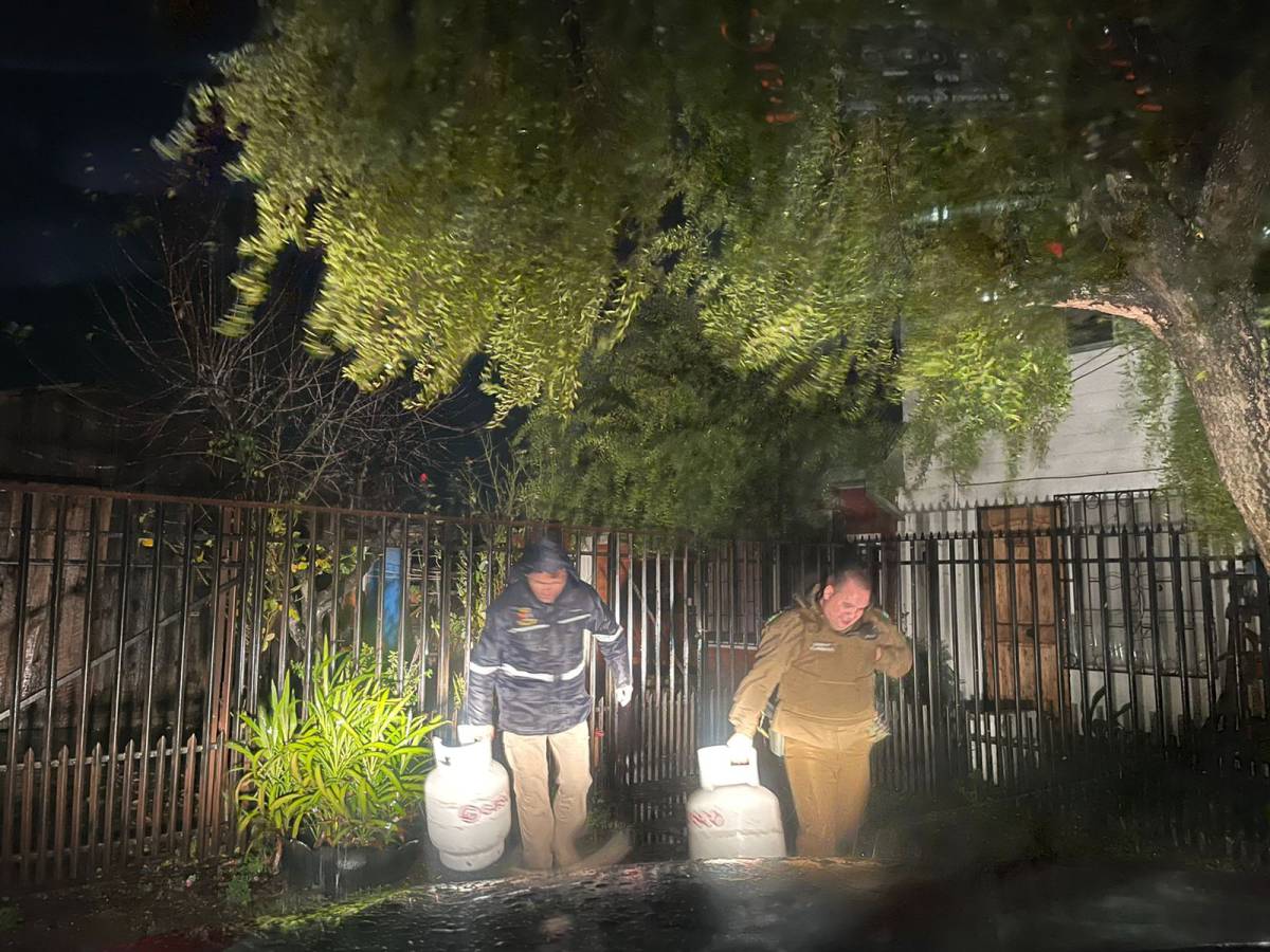 Patrulla mixta recuperó cilindros de gas en Villa Eduardo Frei en la comuna de Chillán Viejo