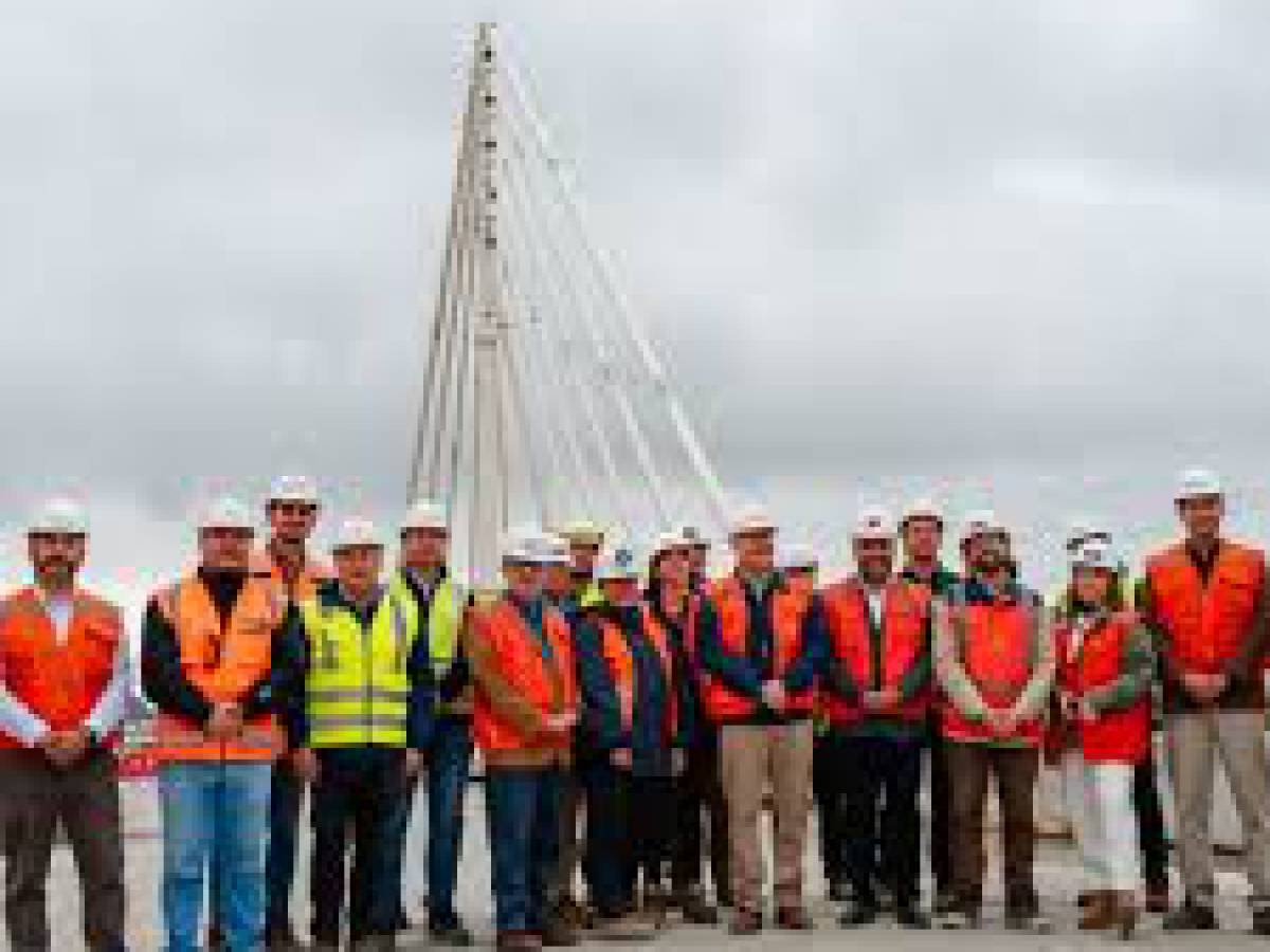 Sectores productivos valoraron avances del nuevo Puente Ferroviario Biobío: Permitirá incrementar capacidad de cargas hasta 25 toneladas por eje