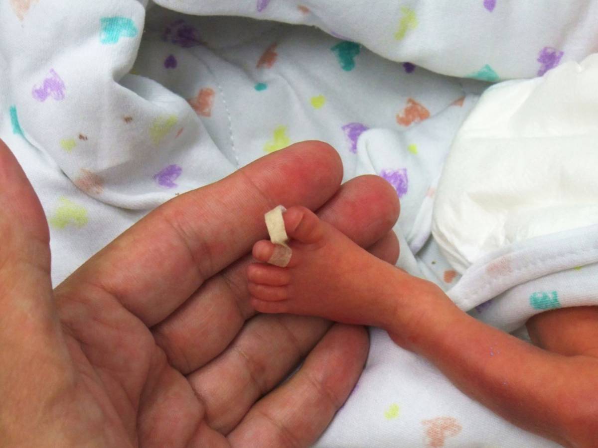 Un abrazo para cada bebé: la iniciativa que ha impactado a más de 10 millones de bebés, familias y cuidadores en Latinoamérica