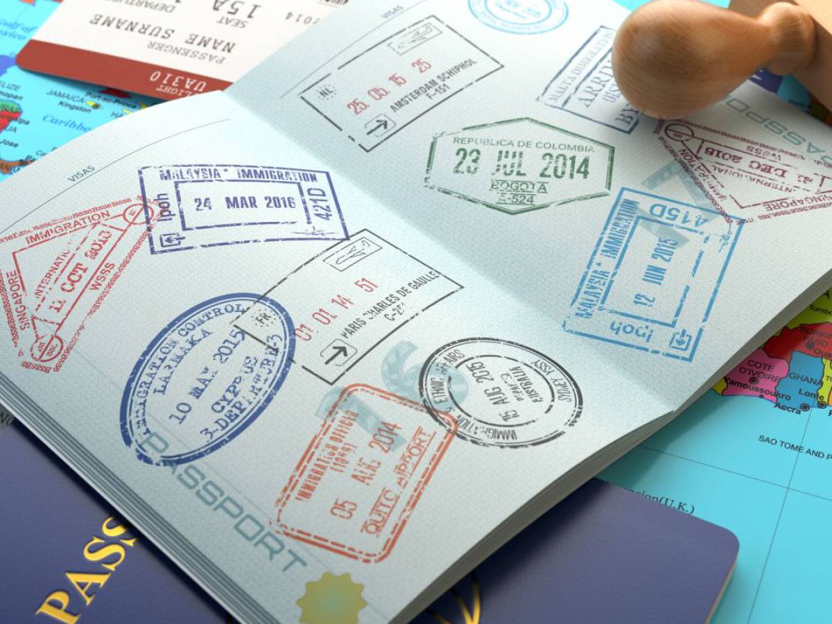 De qué se trata la “Tarjeta Dorada” que reemplazaría a la visa EB-5 en EE.UU. y qué otras alternativas hay para chilenos 