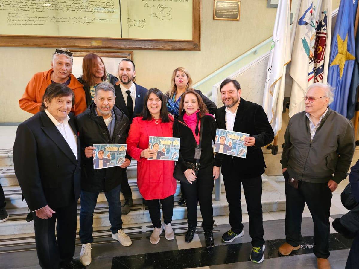 Ley Tommy Rey: Proyecto busca establecer derecho de remuneración irrenunciable para artistas intérpretes y ejecutantes en plataformas digitales
